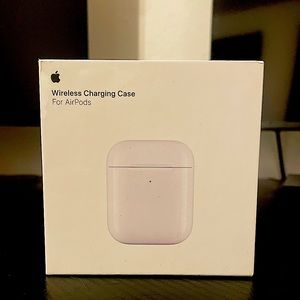 Gen 1 & 2 AirPods Wireless Charging Case